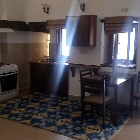 Mari Appartement Meyísti
